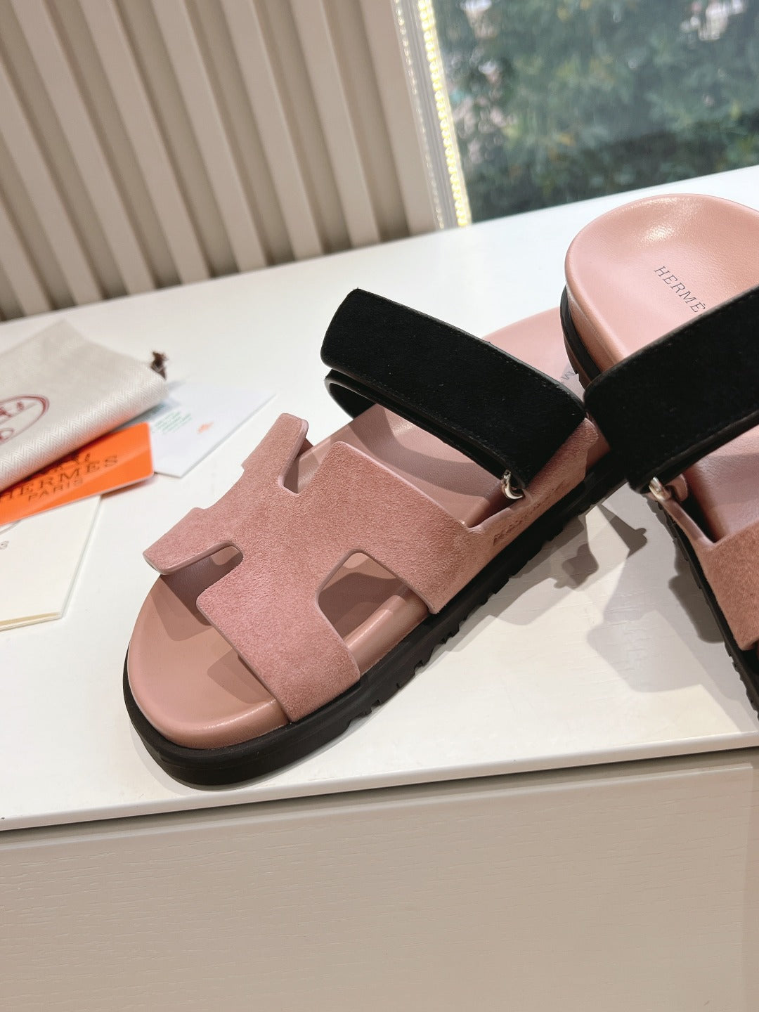 H Slides