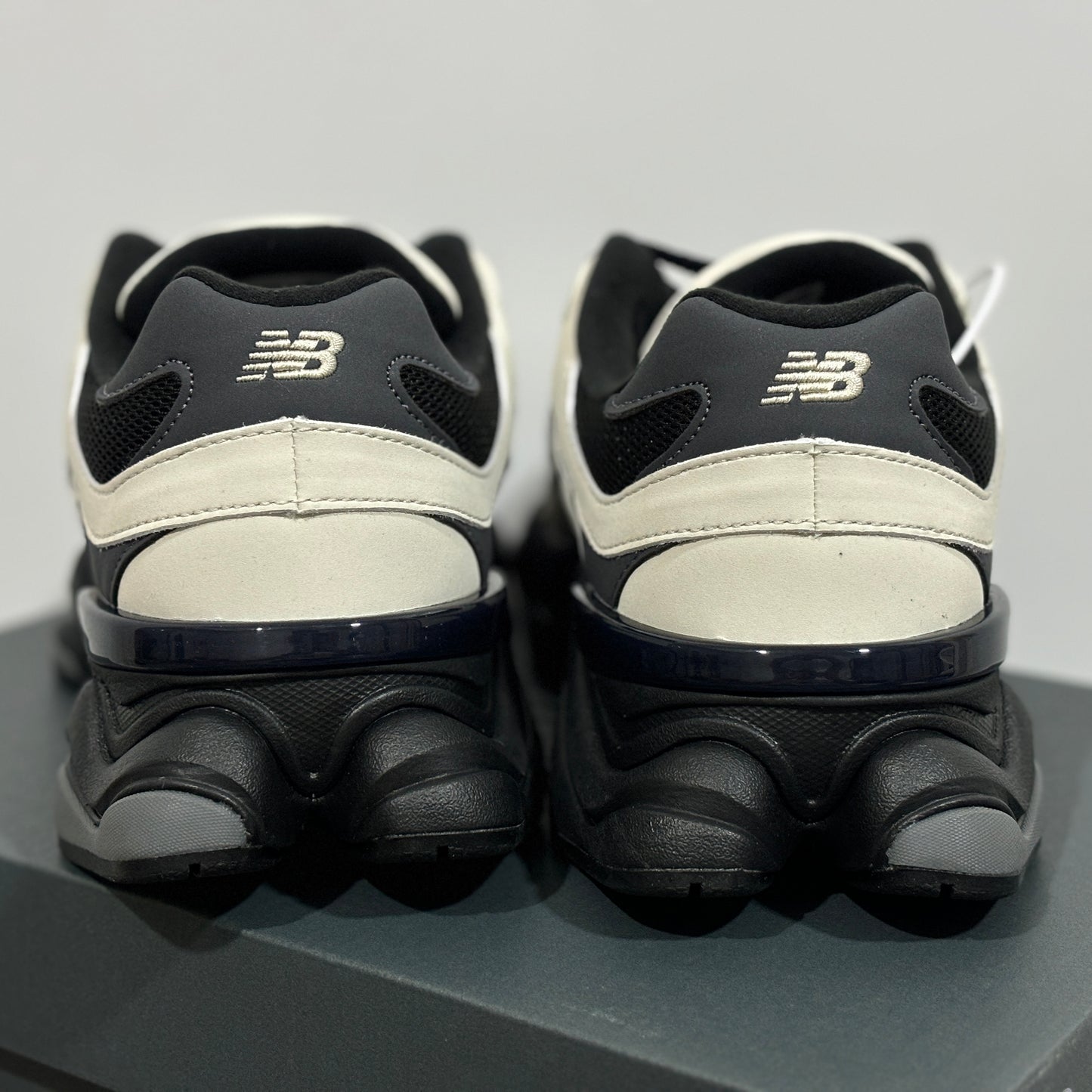 N B 9060