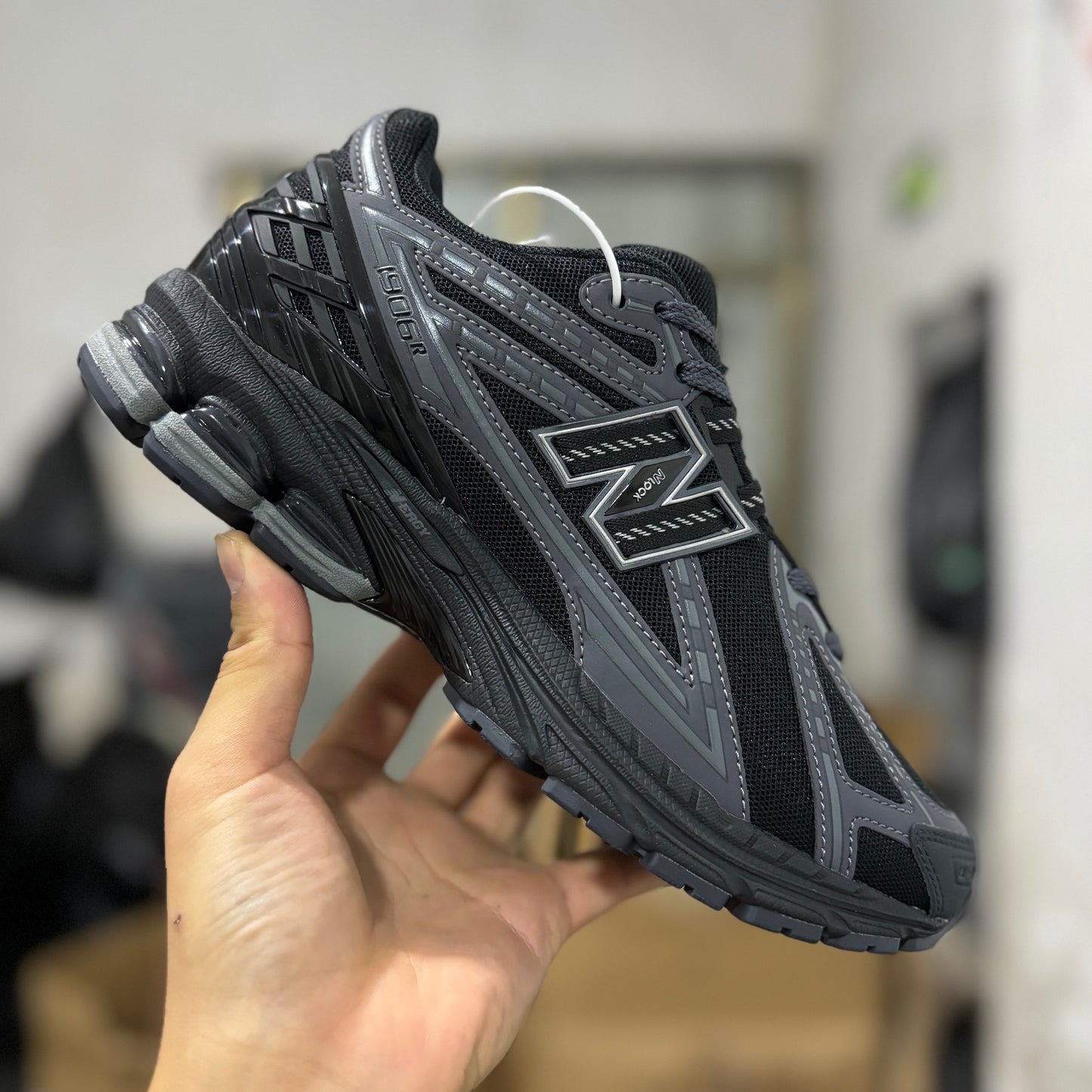 N B 1906