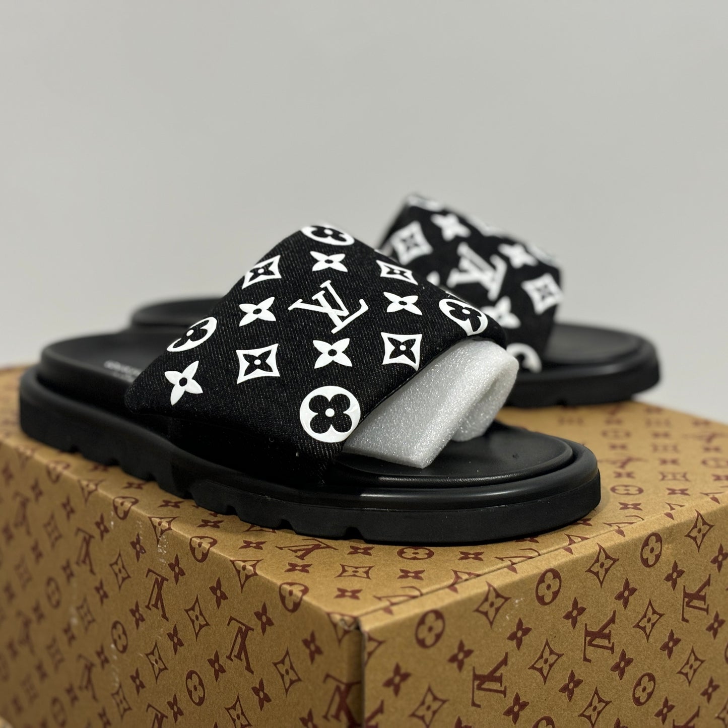 LV
