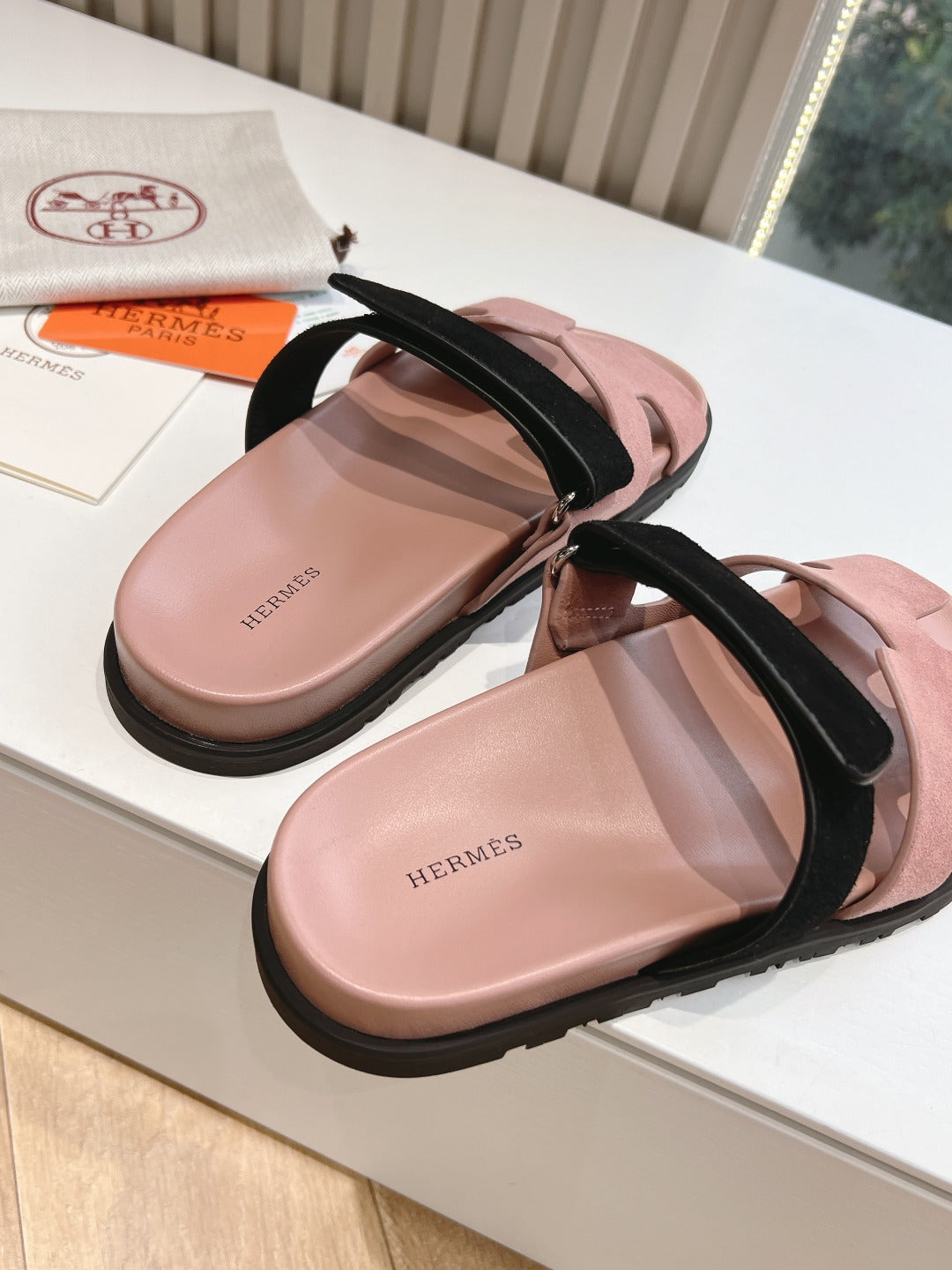 H Slides