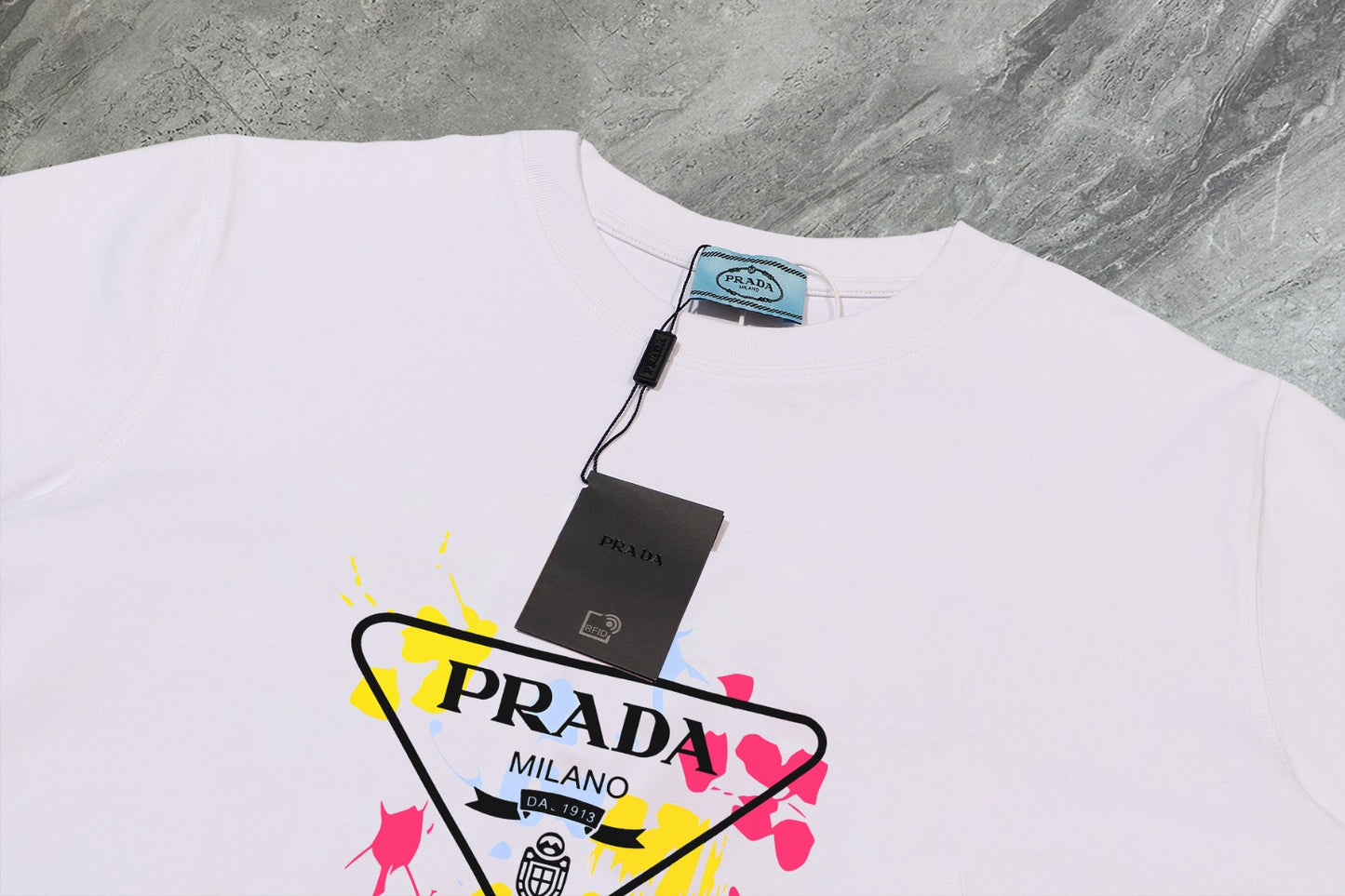 Rada T-Shirt