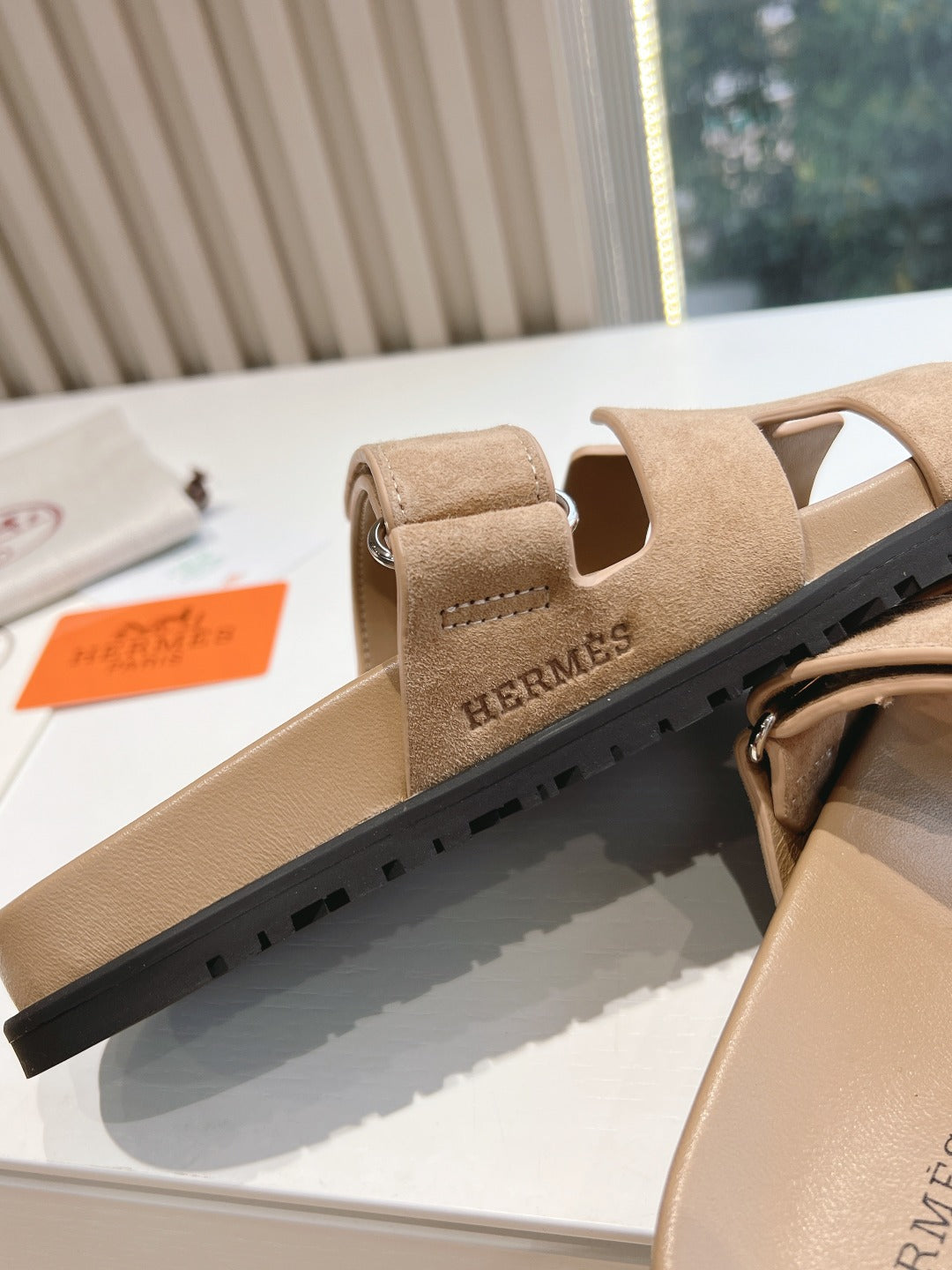 H Slides