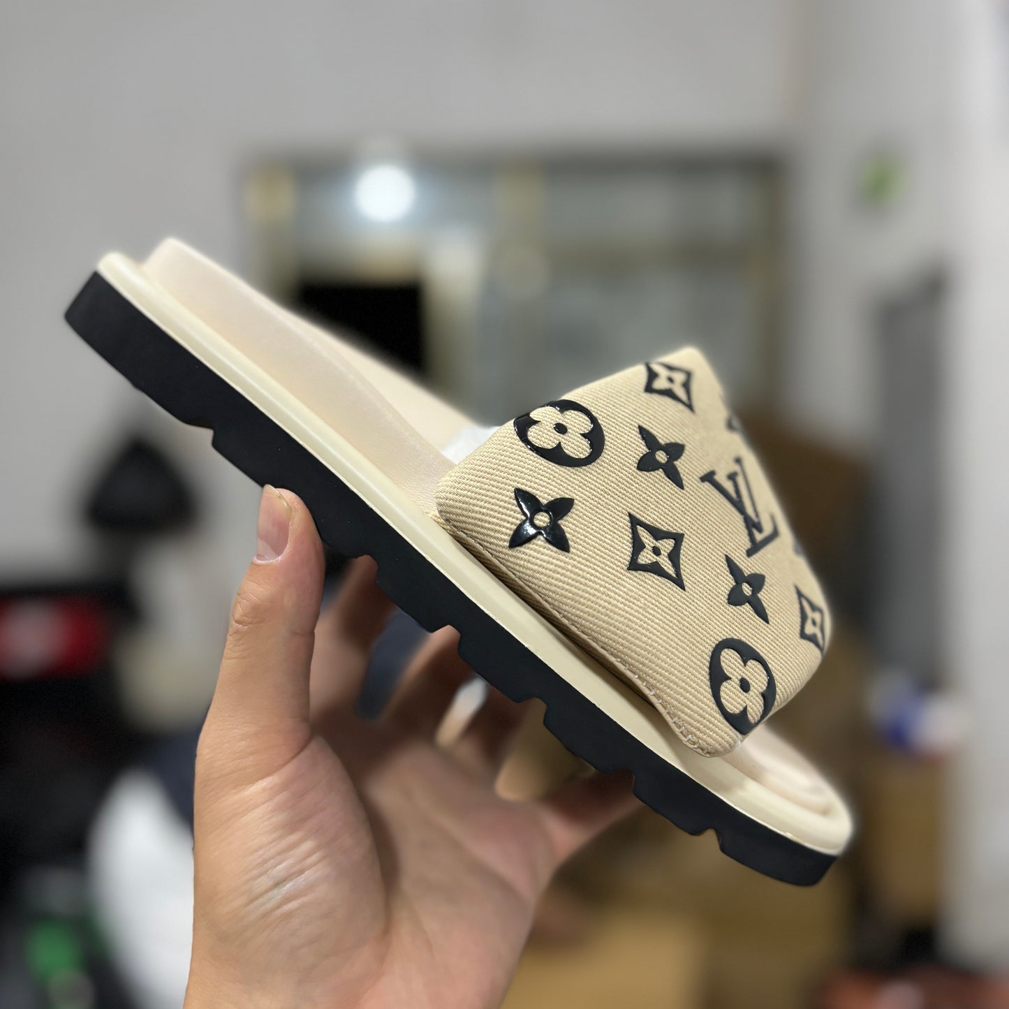LV