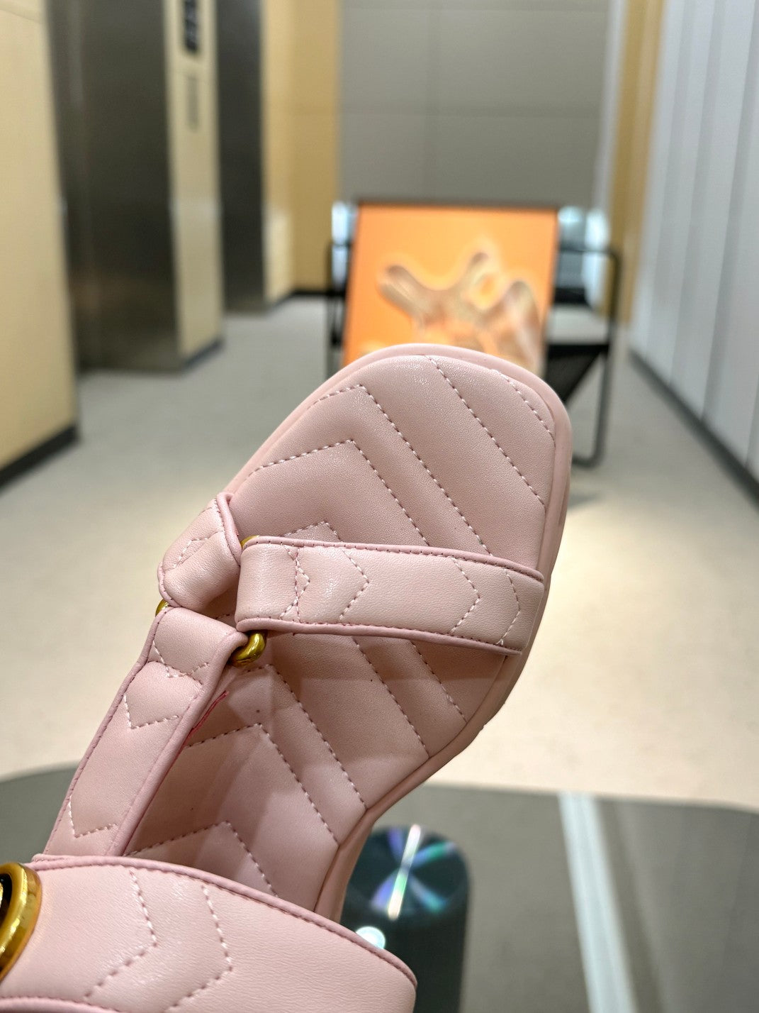 GG Sandals