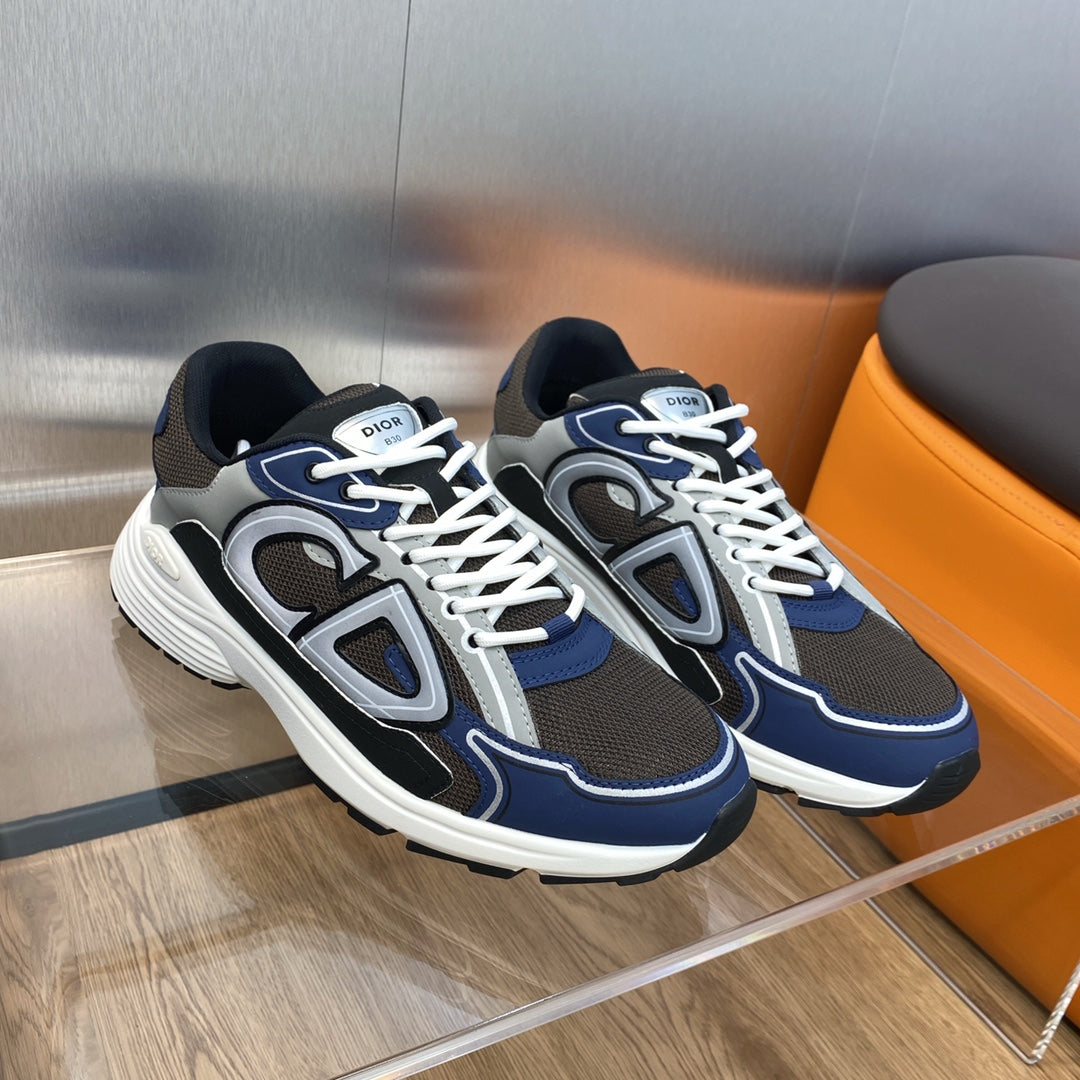 CD Trainers