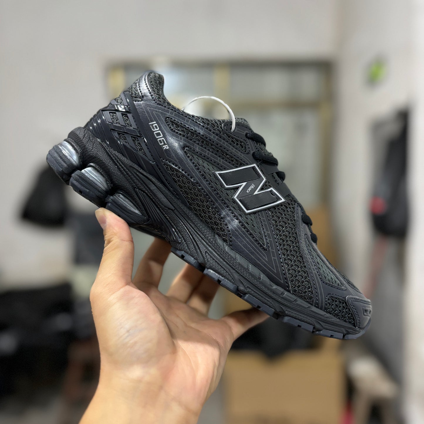 N B 1906