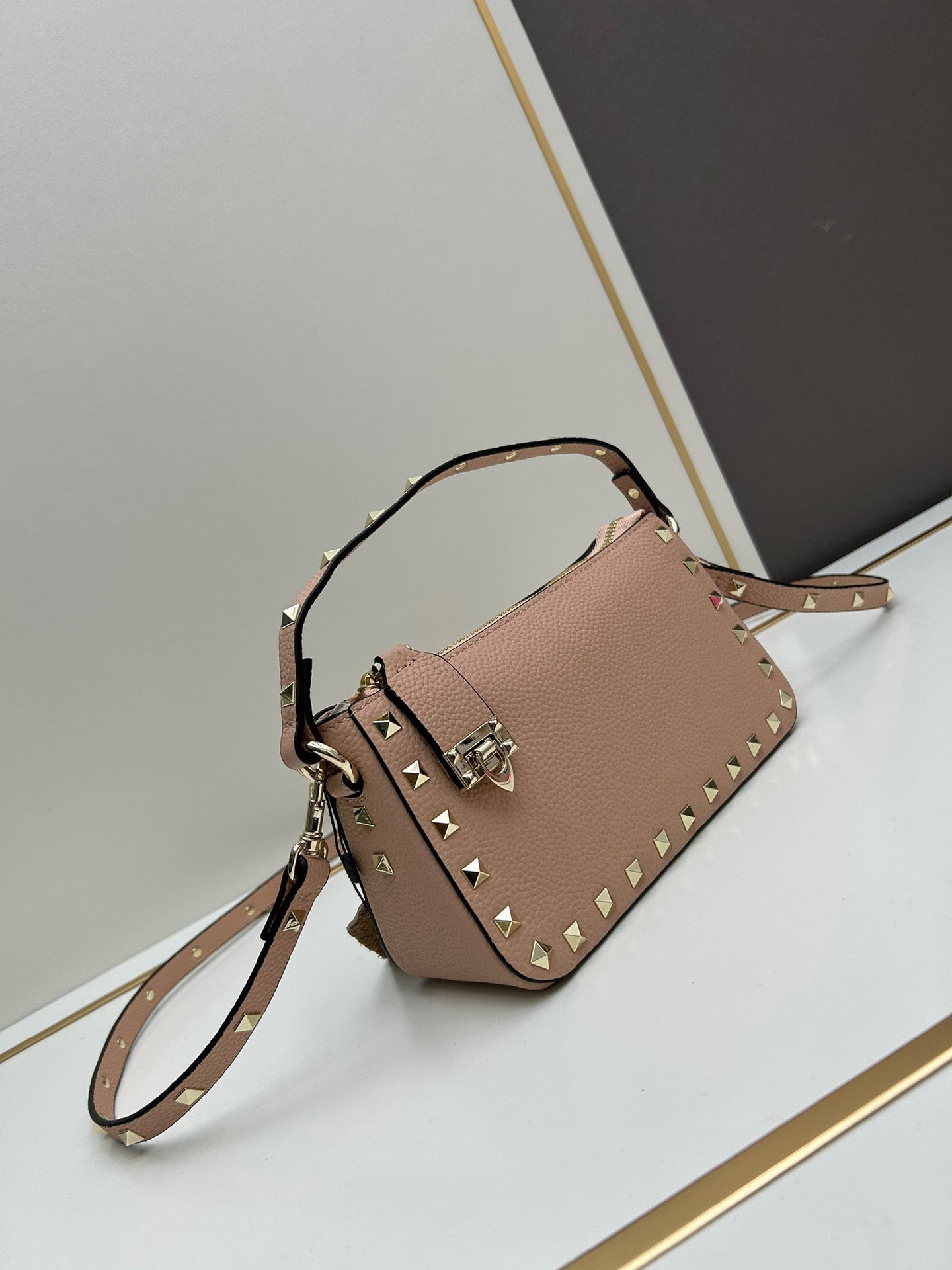VTONS Bag