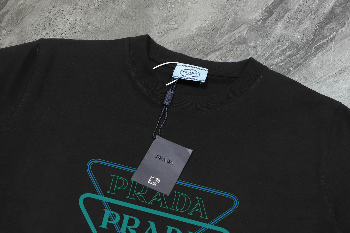 Rada T-Shirt