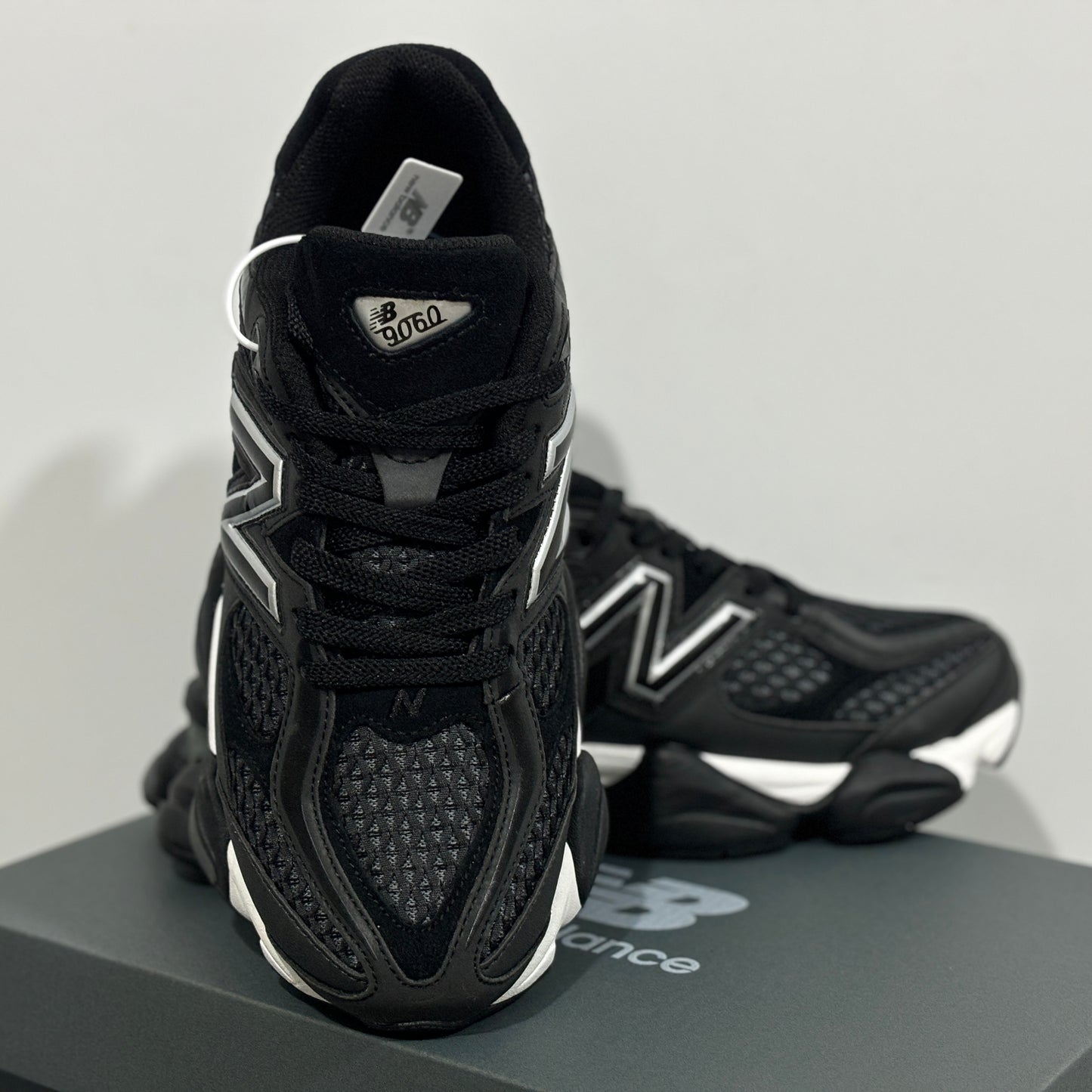 N B 9060