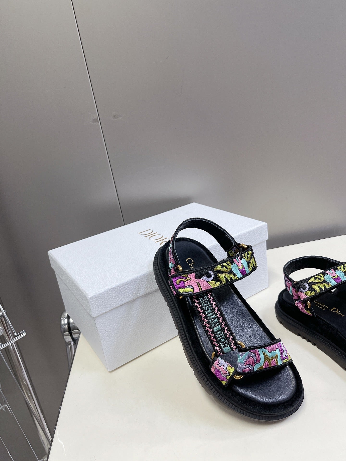 CD Sandals