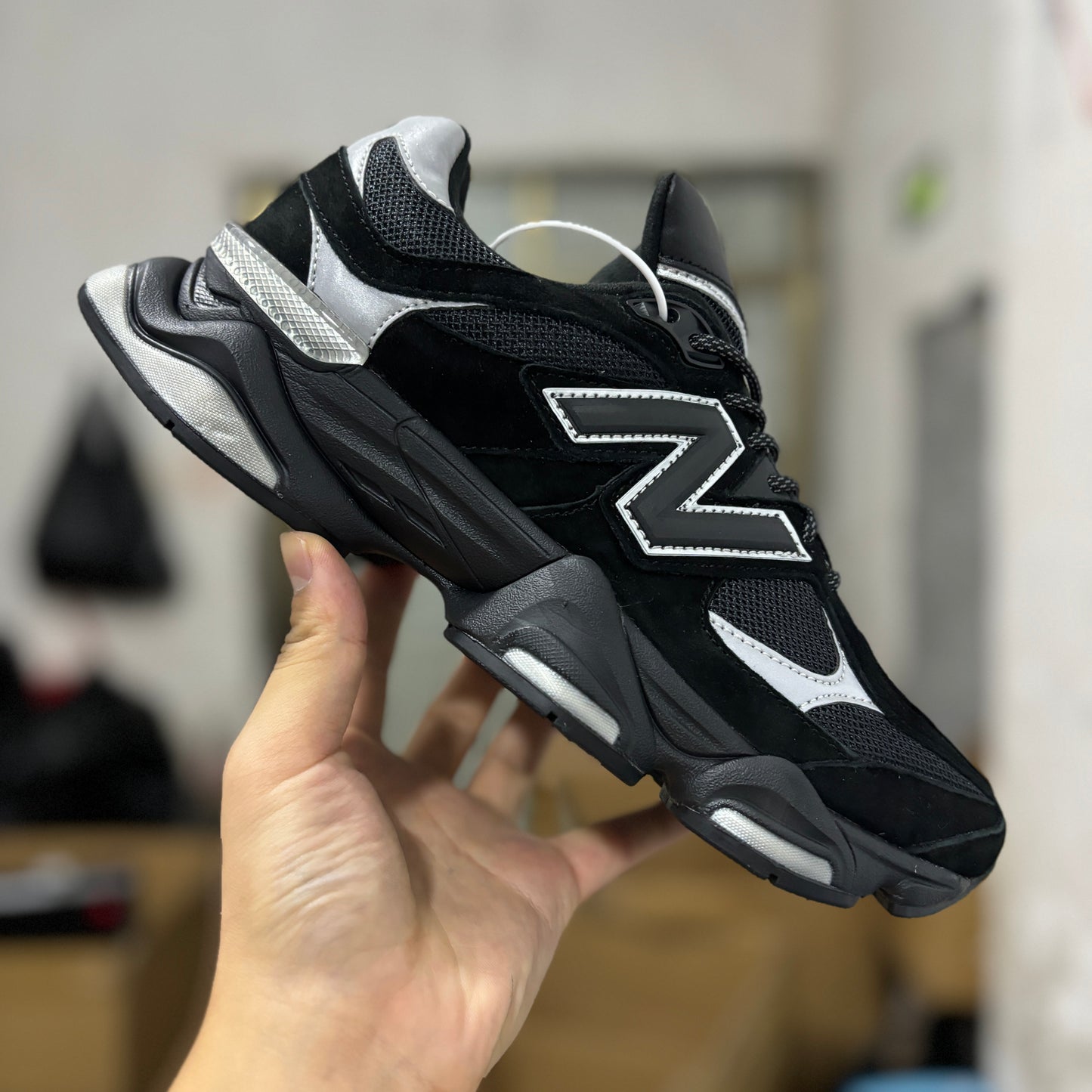 N B 9060