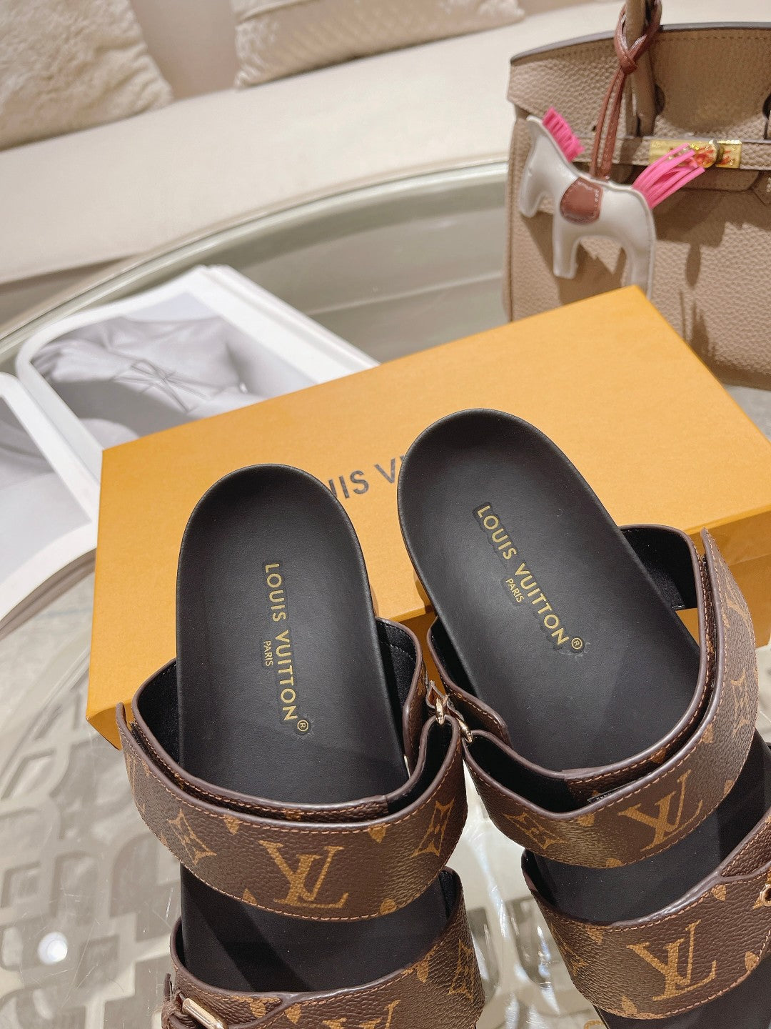 LV Slides Double Strap CLICK FOR MORE COLOURWAYS