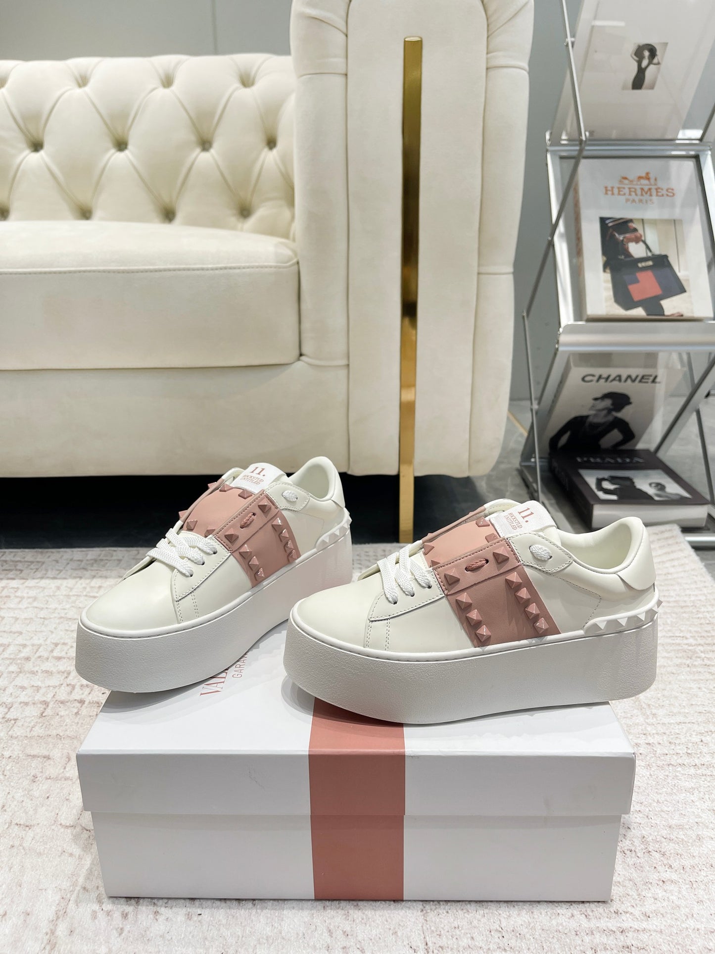 VTONS trainers