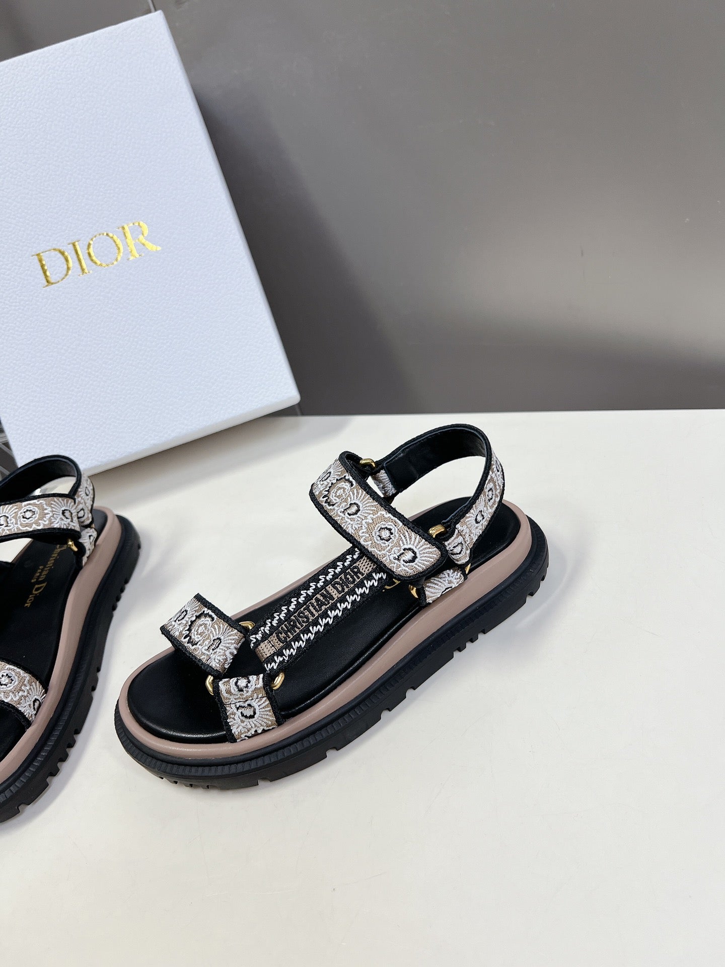 CD Sandals