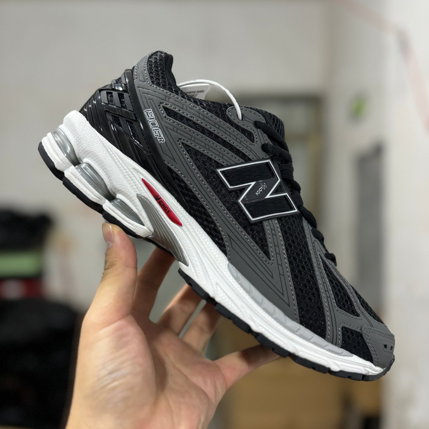 N B 1906