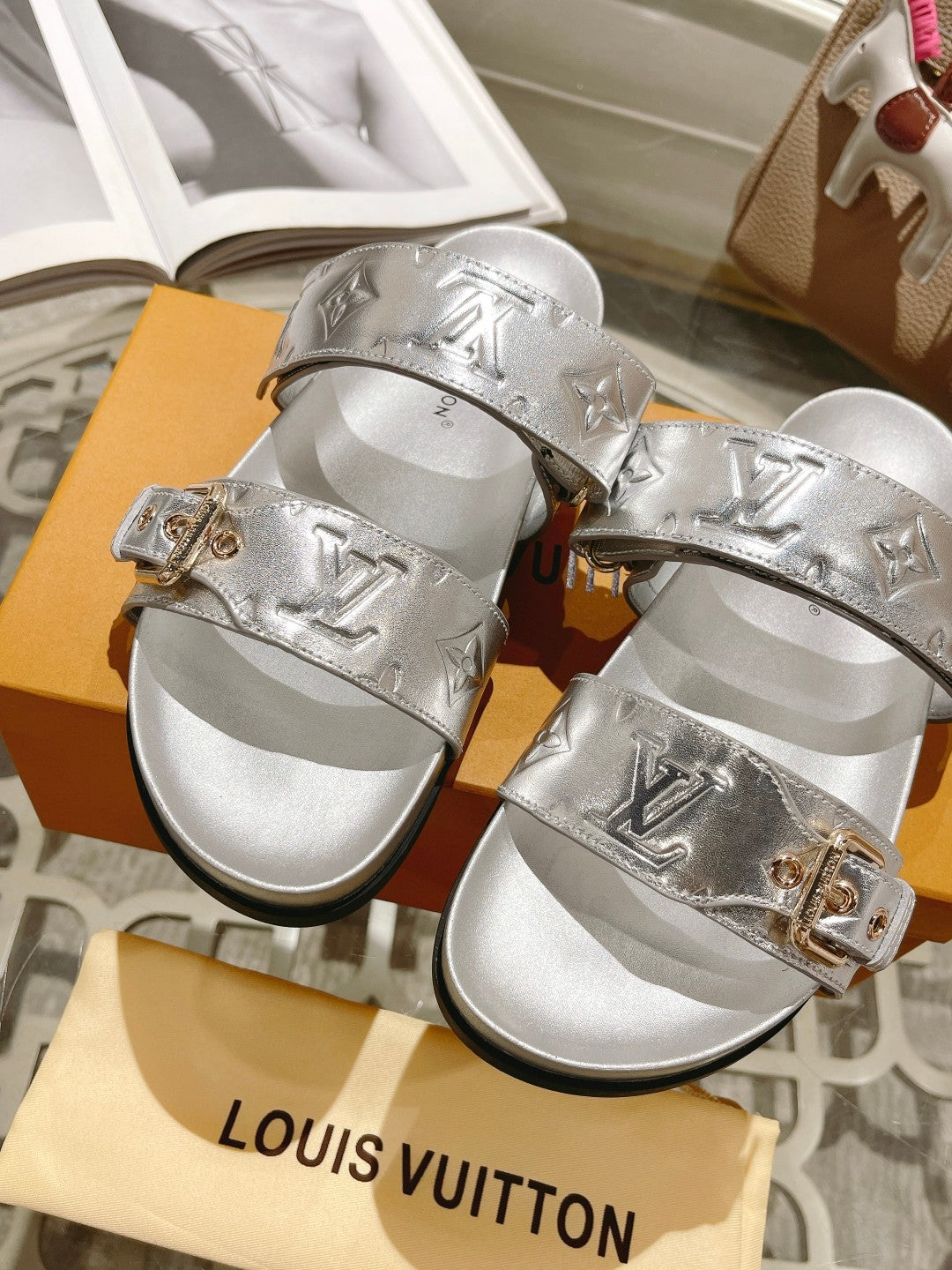 LV Slides Double Strap CLICK FOR MORE COLOURWAYS