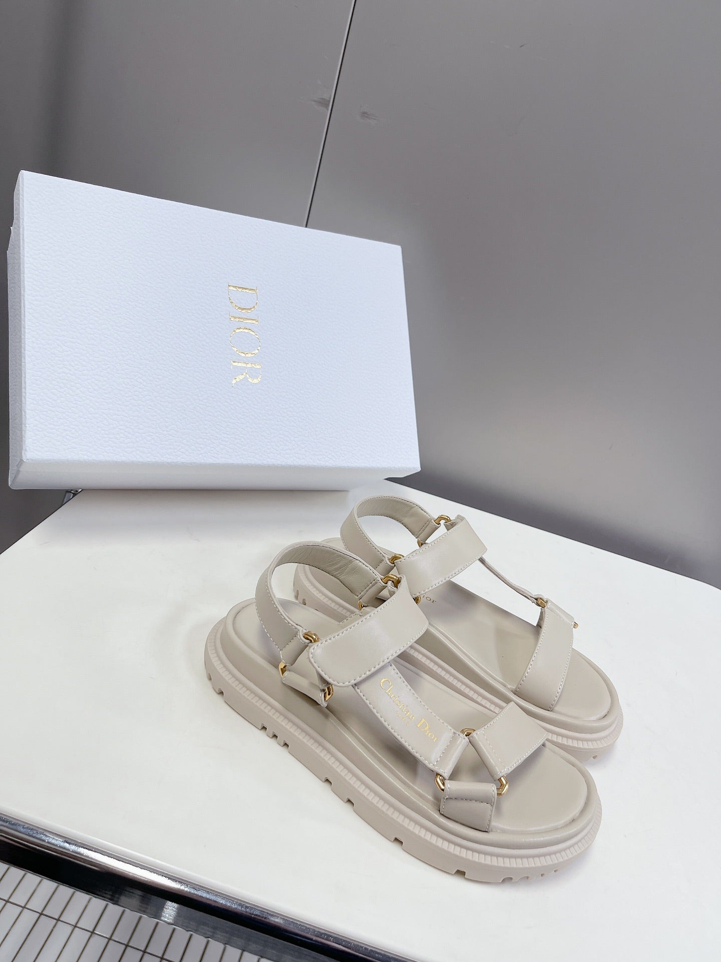 CD Sandals CLICK FOR MORE COLOURWAYS