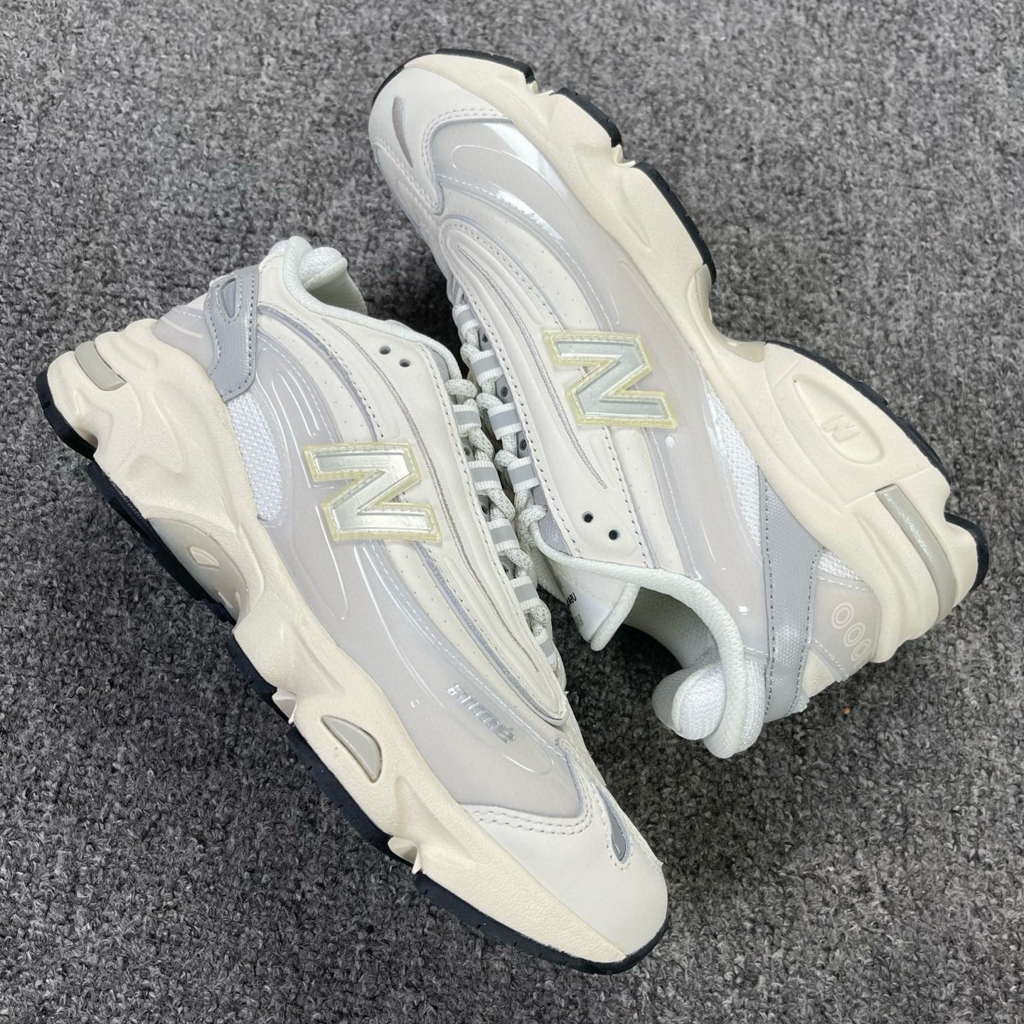 N B 1000