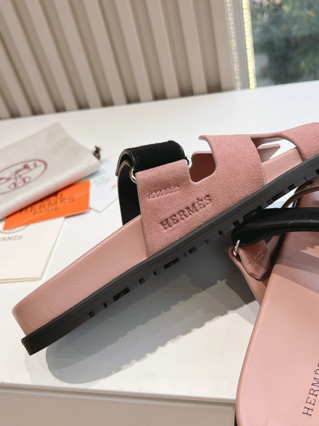 H Slides