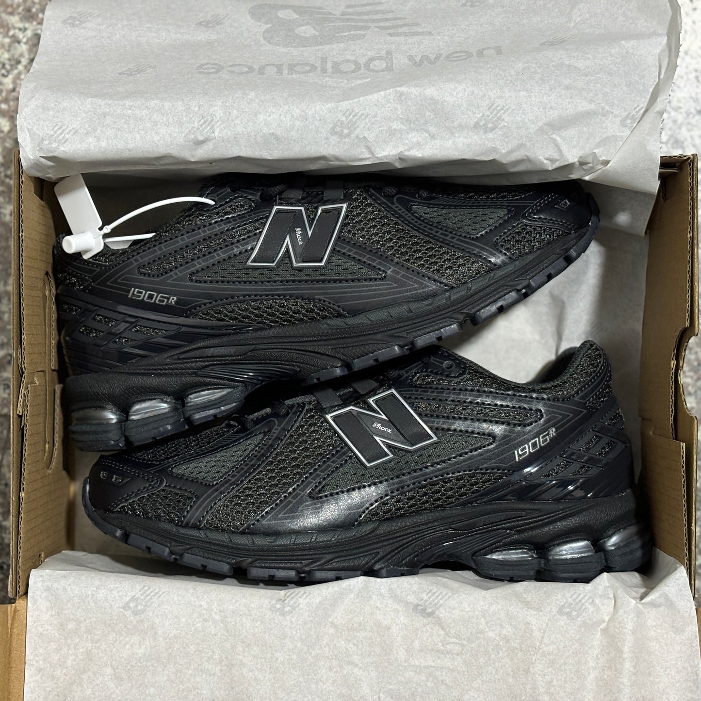 N B 1906