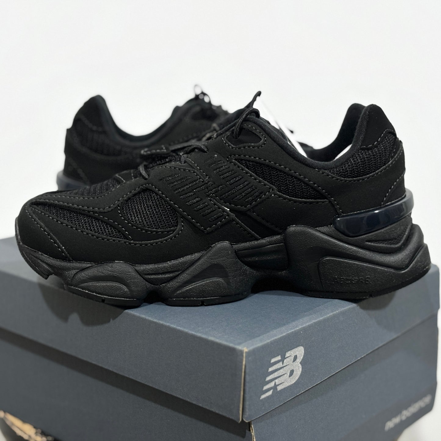 NB 9060