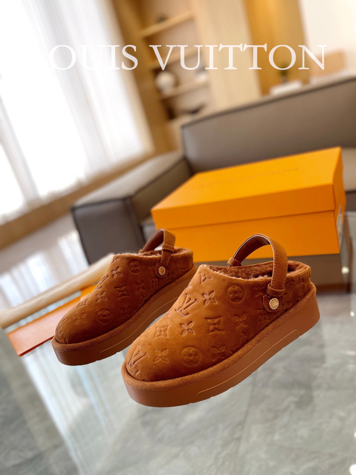 LV Platform Slide CLICK FOR MORE COLOURWAYS