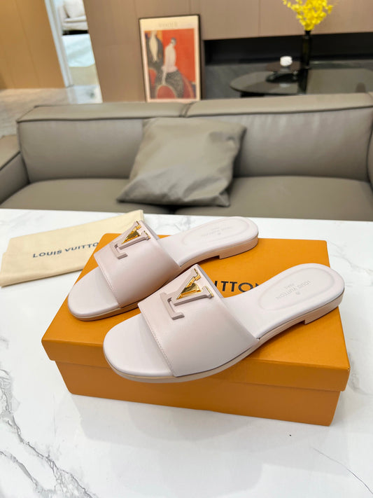 LV Slides CLICK FOR MORE COLOURWAYS
