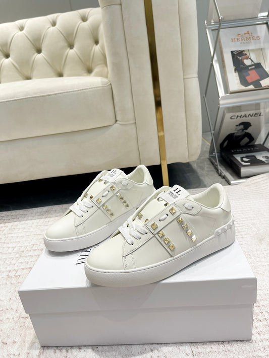 VTONS Trainers