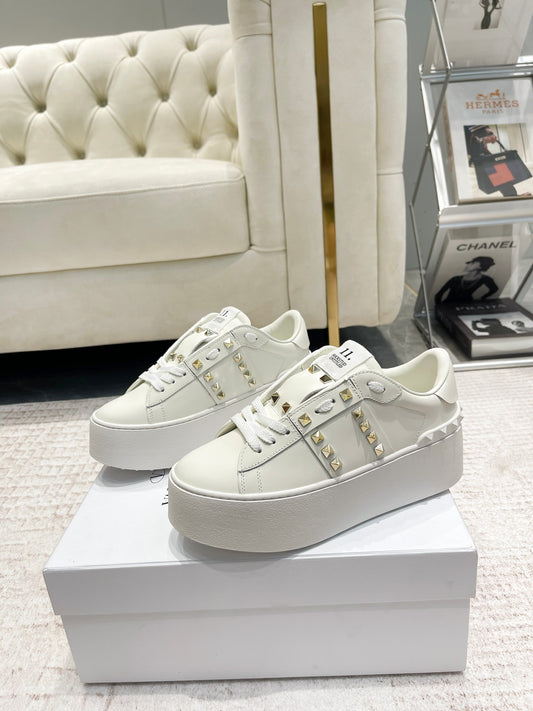 VTONS Trainers