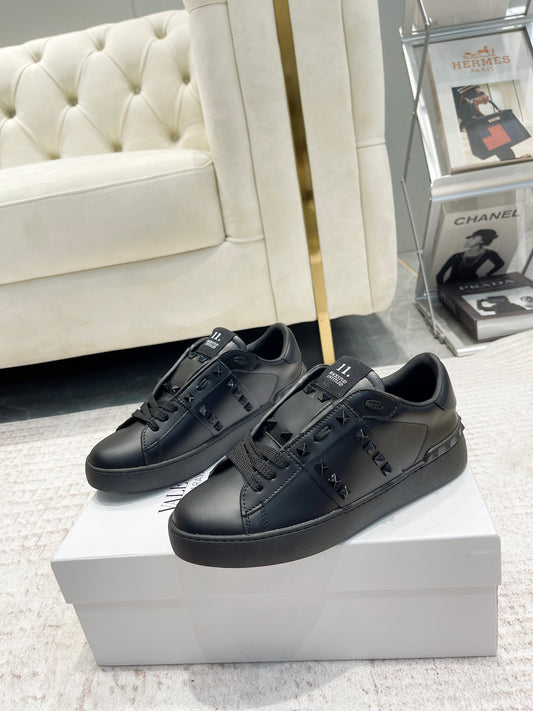 VTONS Trainers