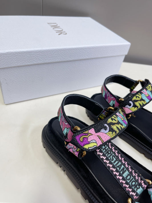 CD Sandals