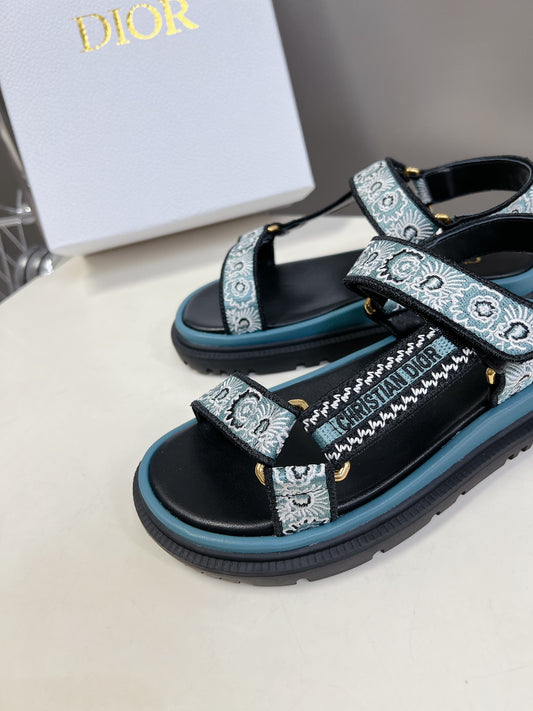 CD Sandals