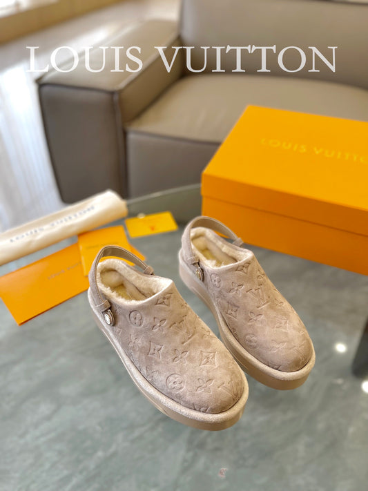 LV Platform Slide CLICK FOR MORE COLOURWAYS