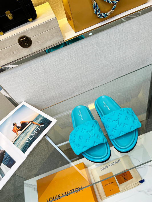 LV Slides CLICK FOR MORE COLOURWAYS